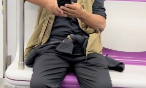 因“裸捐”散尽家财，而后妻离子散，75岁晚景凄凉的他，后悔吗？
